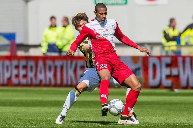 中的第一传 中的第一传