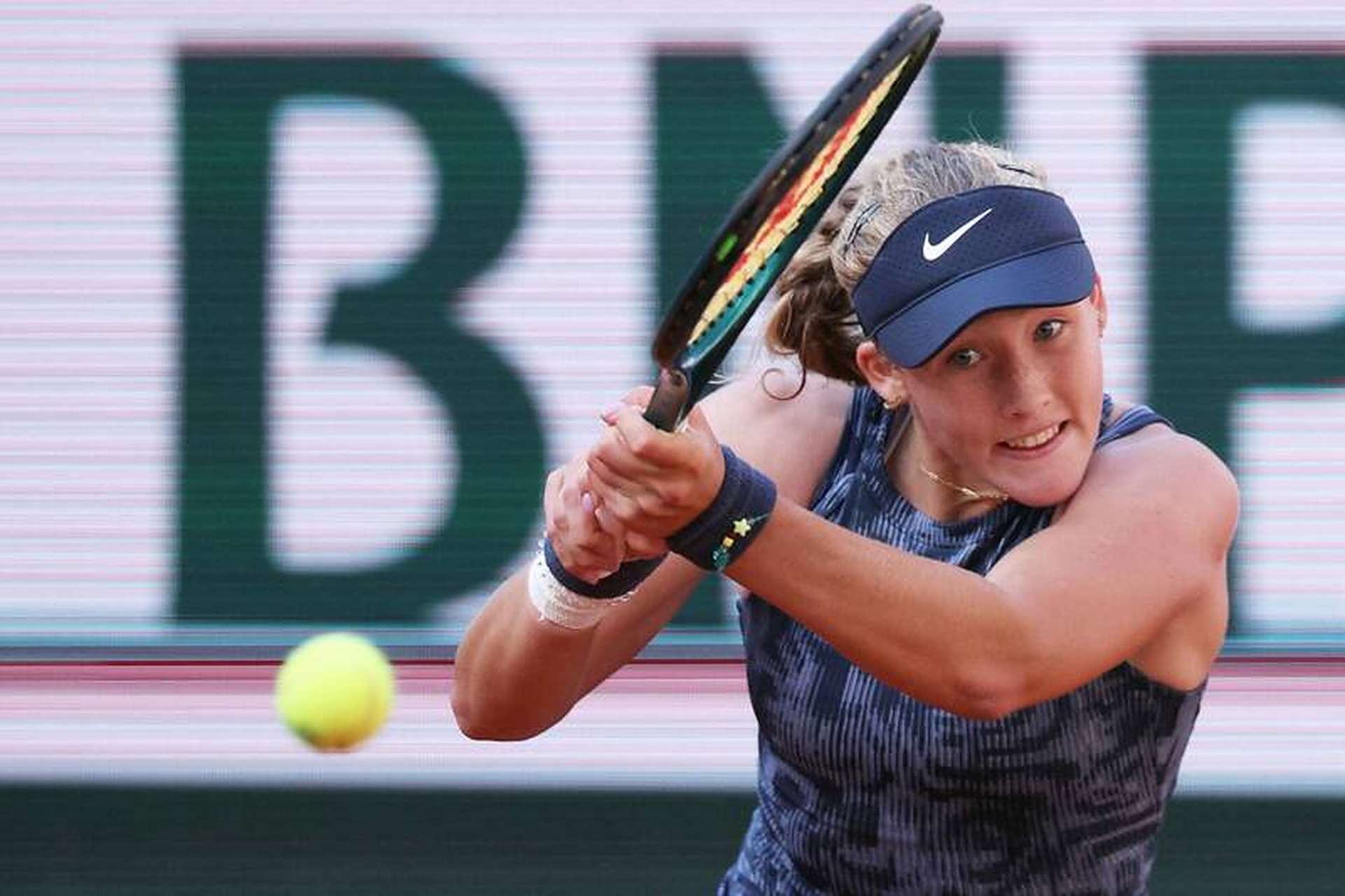 现了坚韧与 现了坚韧与